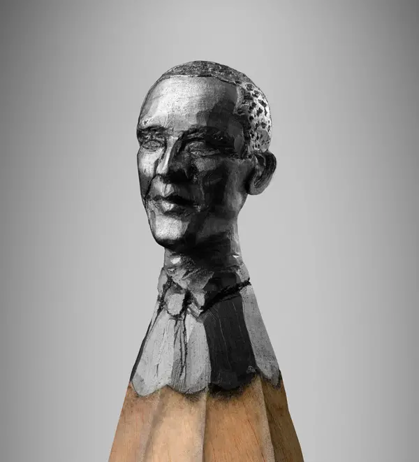 Pencil sculpture of Obama