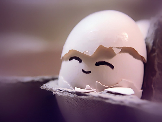 Funny Face Cracked Egg