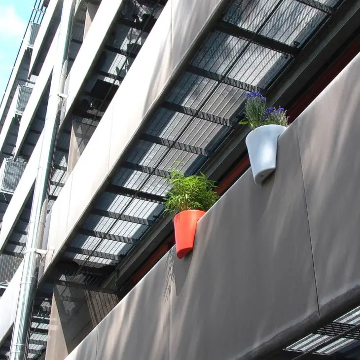 Balcony planters 