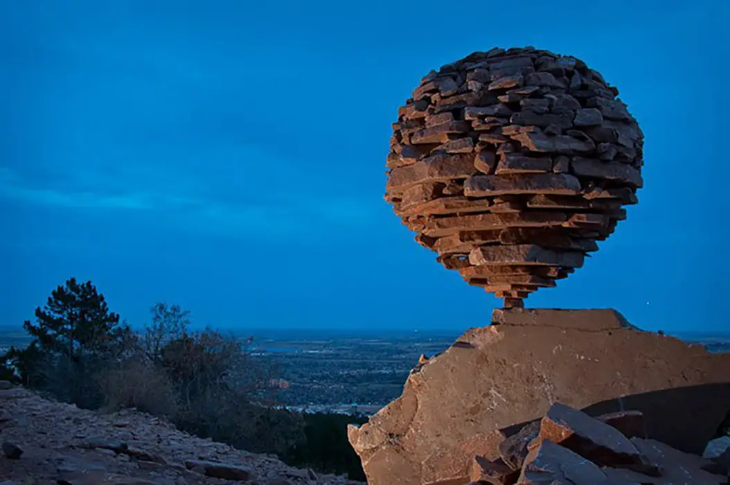 Rocks Swaying Gravity Defying Sculpture – Michael Grab