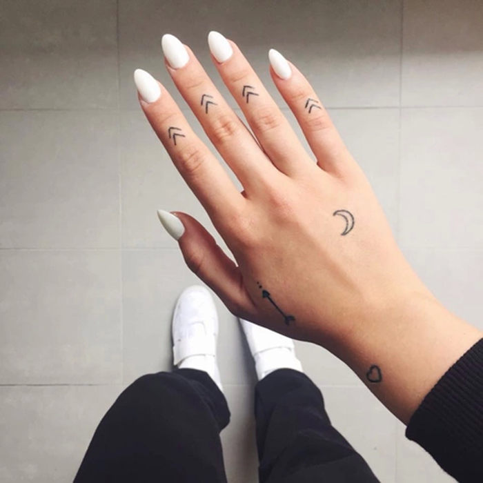 Arrow Finger Tattoo