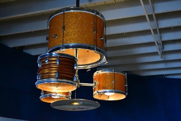 Drum set transformed into lamp holder