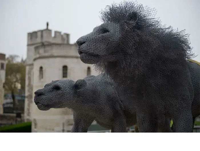 Famous sculpture of Lions in the Tower of London