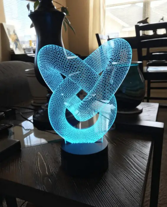 Holographic Lamp
