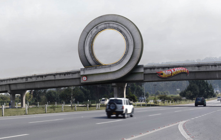 Hot Wheels advertisement on a highway 