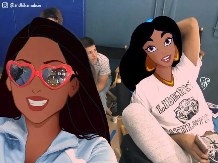 Pocahontas and Jasmine selfie