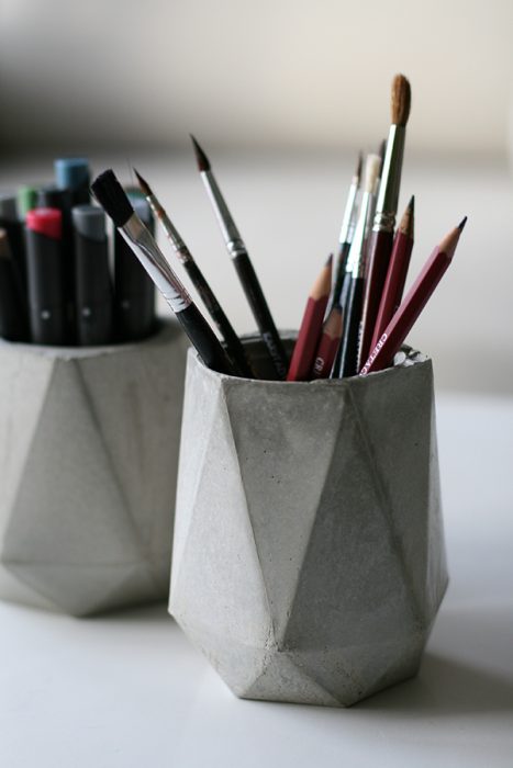 Table Items Holder Ideas For Decorating With Cement