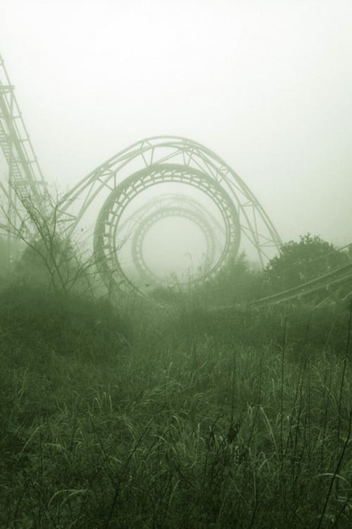 Roller coaster conquered by nature