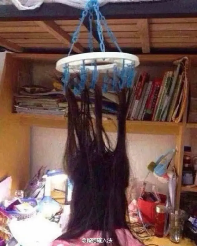 Chinese Students Hanging Hair Study (3)