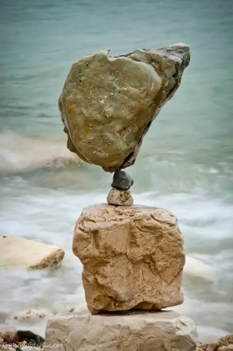 Michael Grab Rocks in Balance (3)