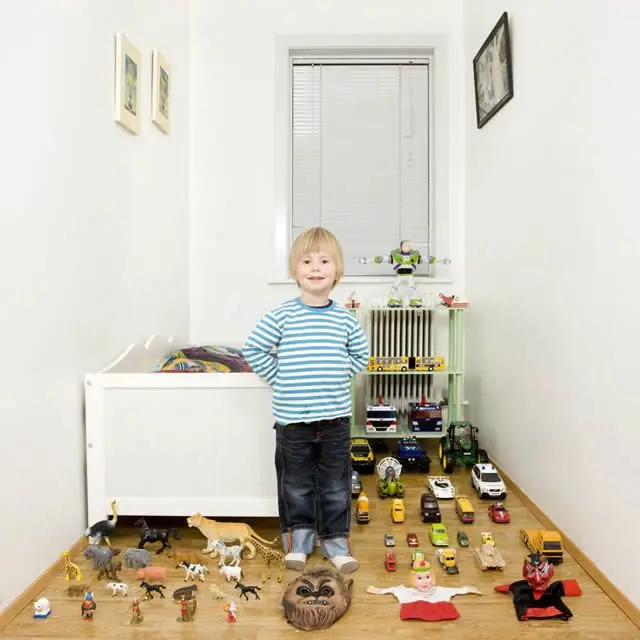 Toys for children world - Gabriele Galimberti (7)