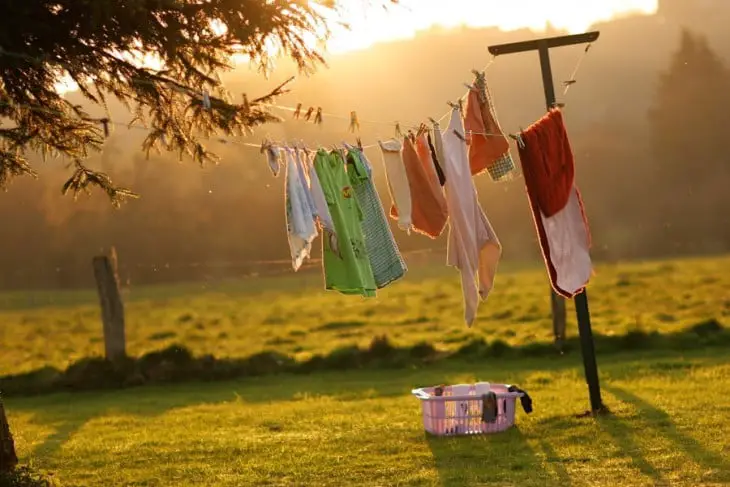 WASH YOUR CLOTHES WITHOUT DETERGENTS, EASY AND WITHOUT HARMING THE ENVIRONMENT IN THIS WAY