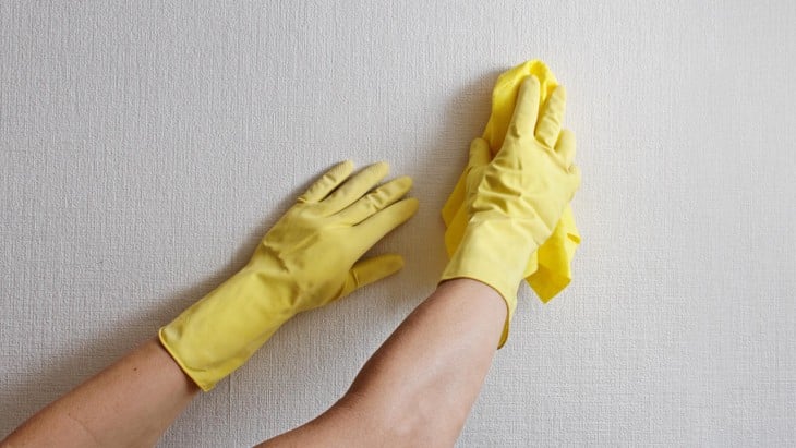 WASH YOUR WALLS IN A SIMPLE AND EFFECTIVE WAY TO PREVENT FUNGUS