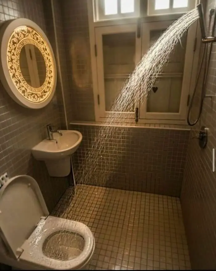 bathroom and shower at the same time