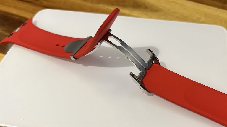 A weird and cute band that was going to be released for the Apple Watch leaks