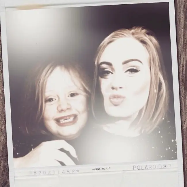 Celebrities with their young selves (11)