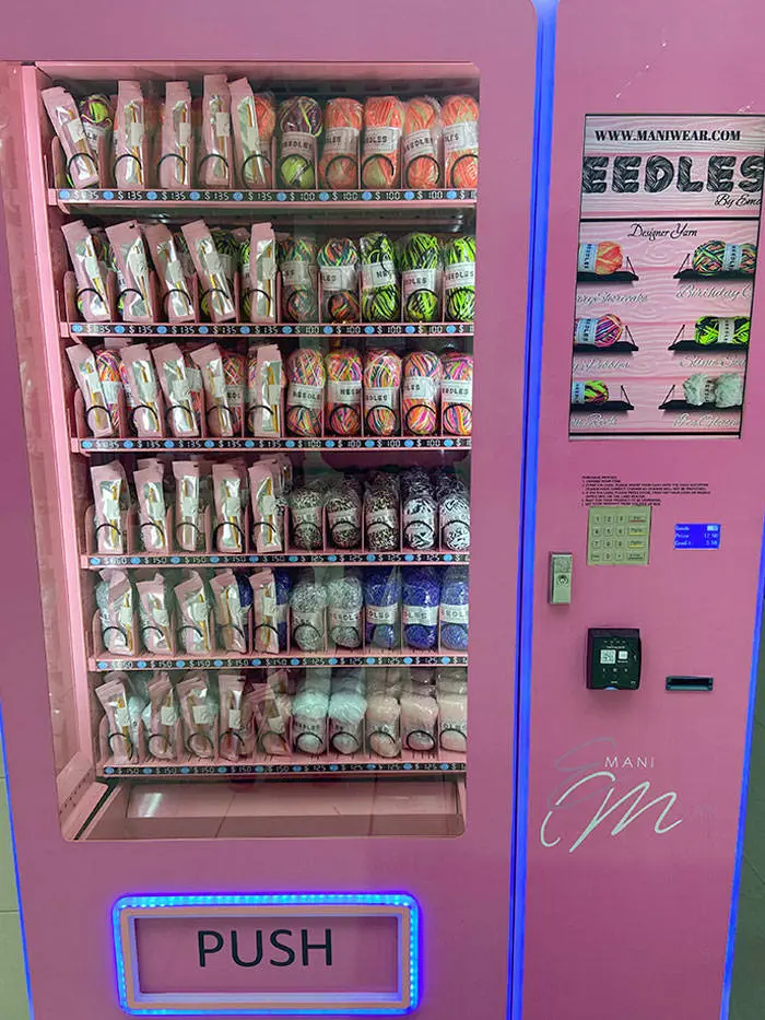 Interesting Vending Machines (23)