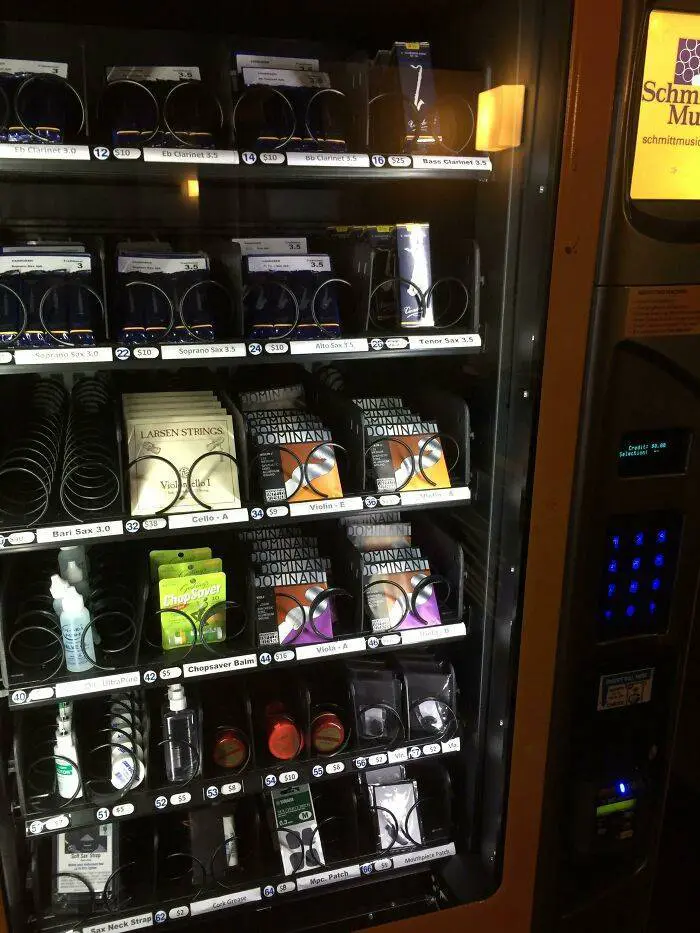Interesting Vending Machines (30)