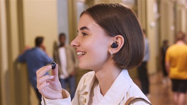 Lg Tone Free T90s The First Headphones With Dolby Head Tracking And Graphene Drivers